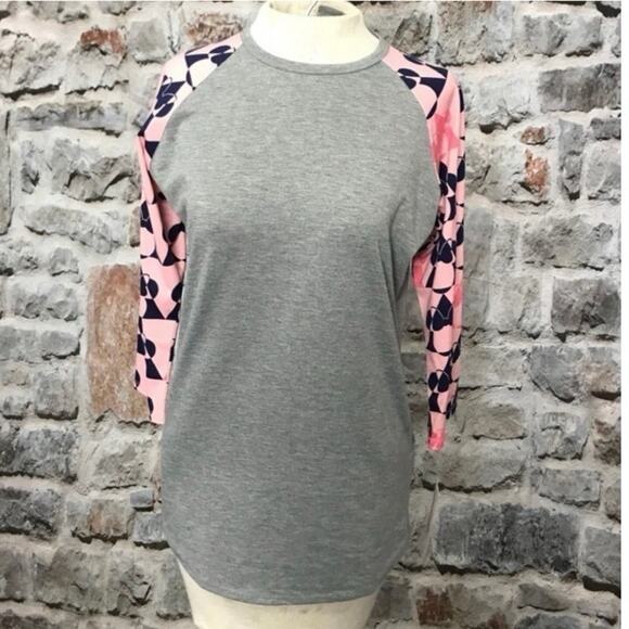 𝅺NWT LuLaRoe Disney Minnie Mouse Randy XS - Picture 3 of 3